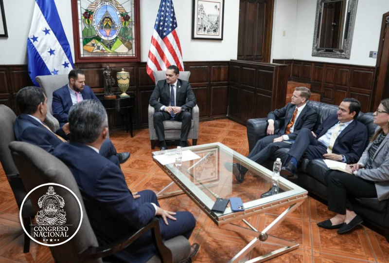 Congreso fortalece diálogo bilateral con delegación de Estados Unidos